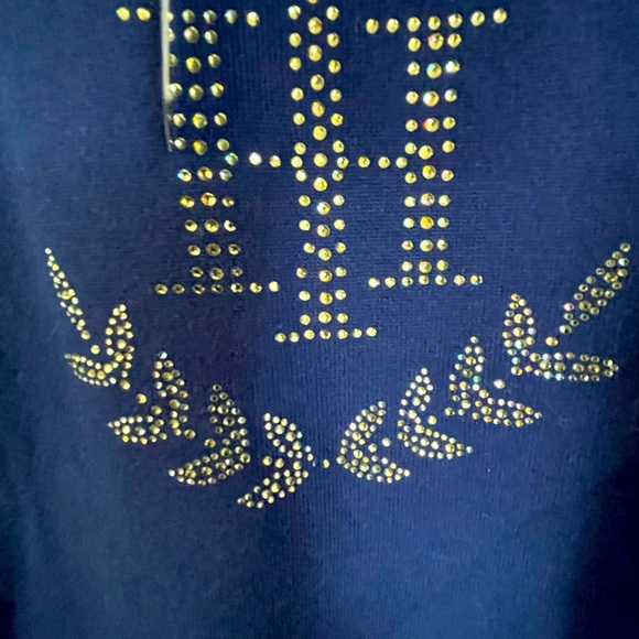 Top - Picture 3 of 4